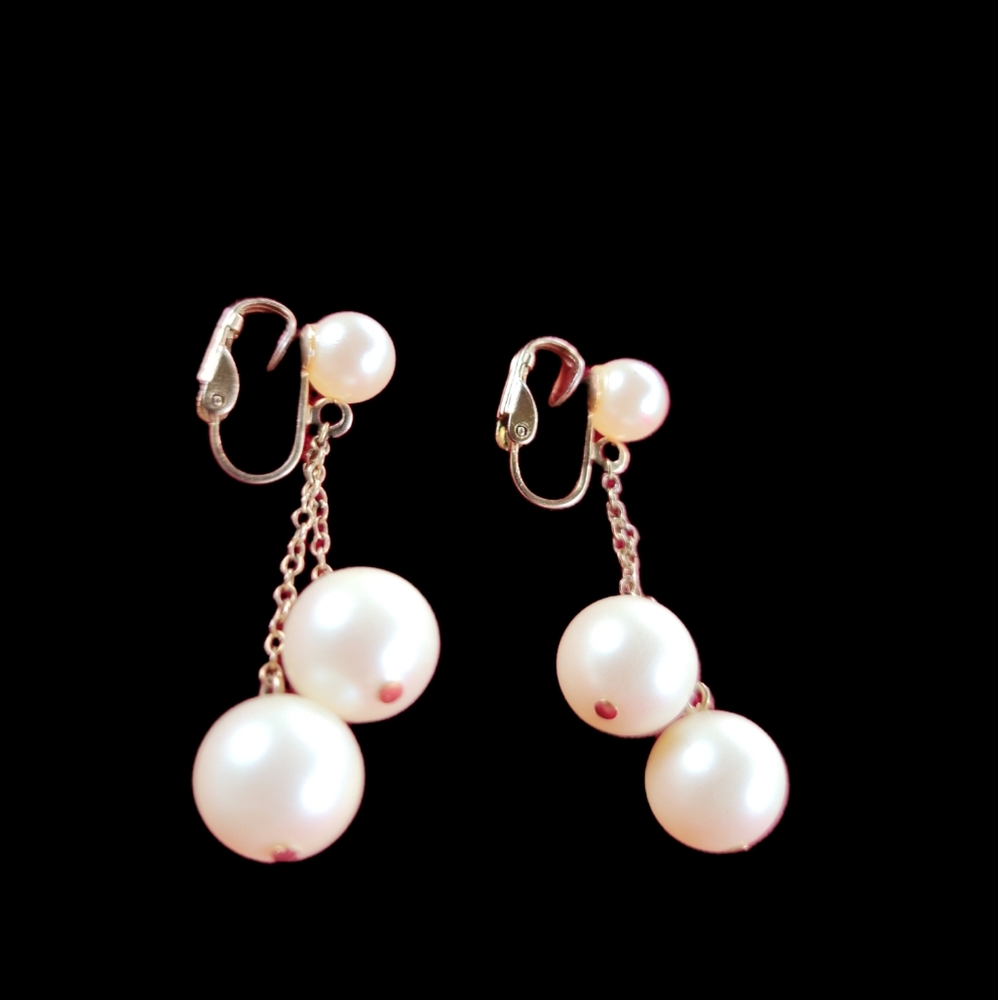 Vtg Clip On Dangle Earrings